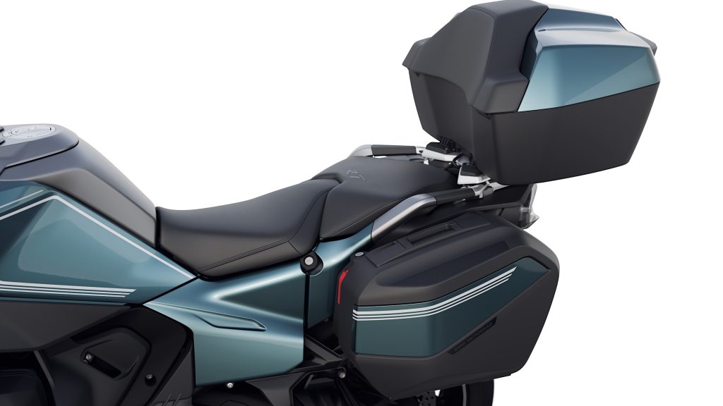 pack confort passager avec poignées passager chauffantes BMW R 1300 RT